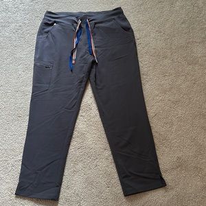 FIGS yola style scrub pants